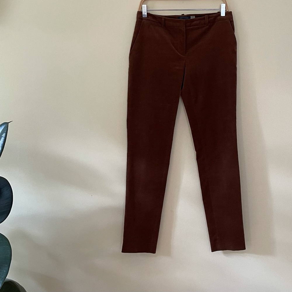 Tommy Hilfiger brawn corduroy pant size 0